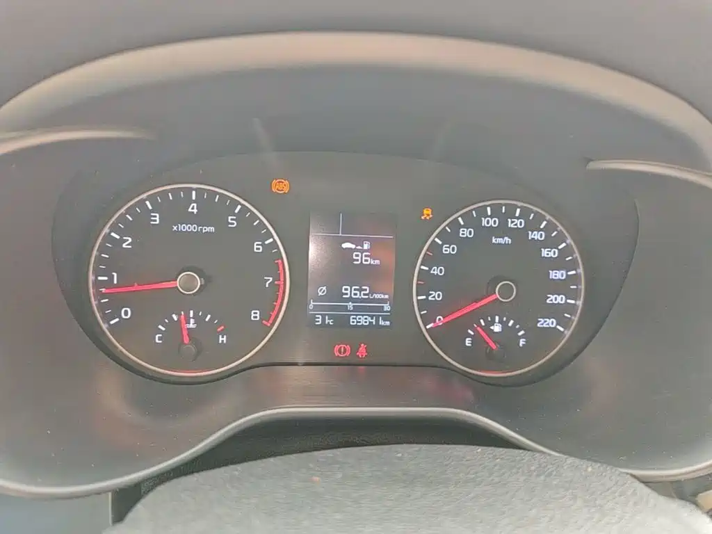 Kia K2 2018 2017 Sedan 1.4L MT 15th Anniversary Special Edition GLS