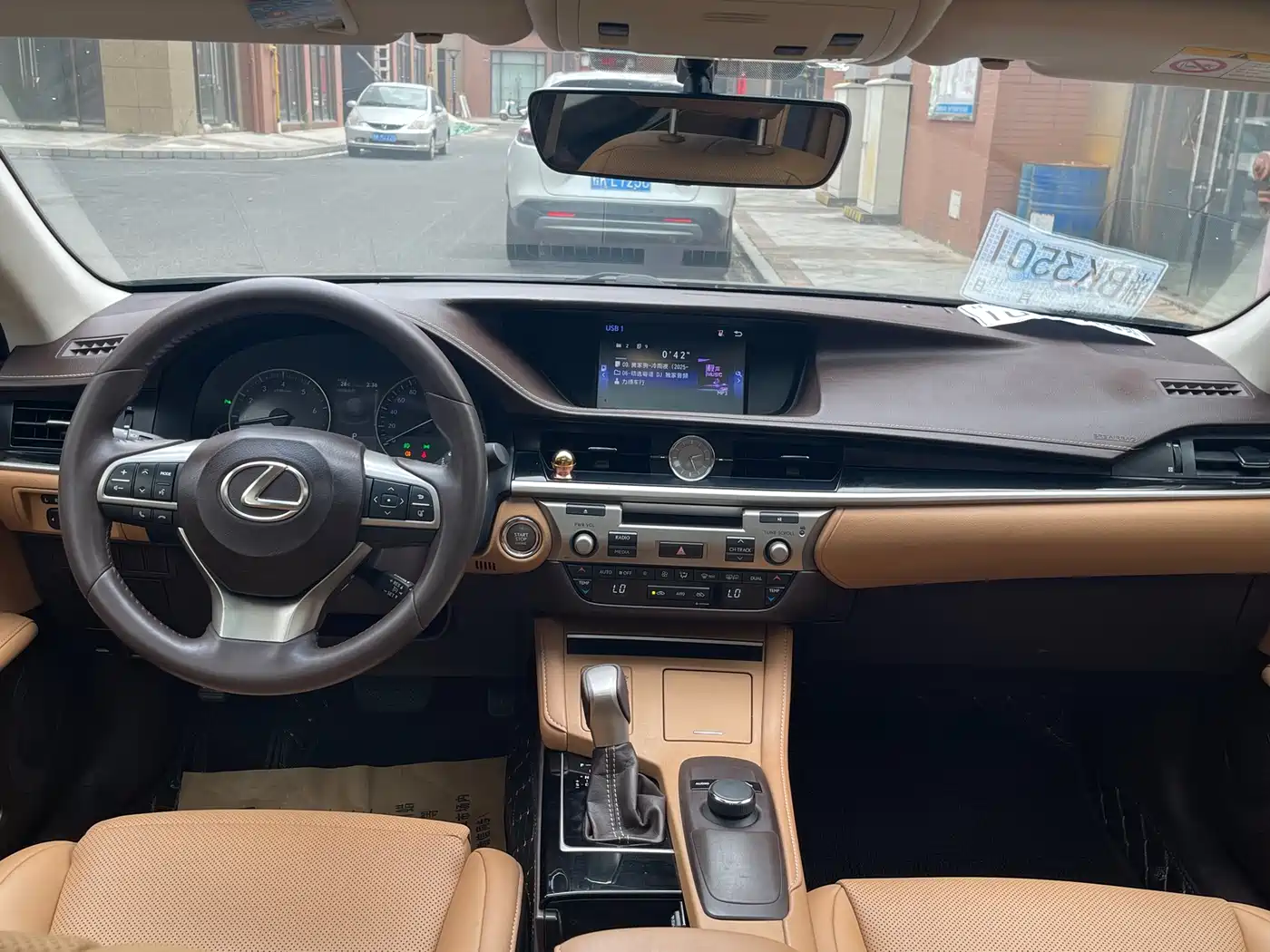 Lexus ES 2015 200 Elite Edition фото 8