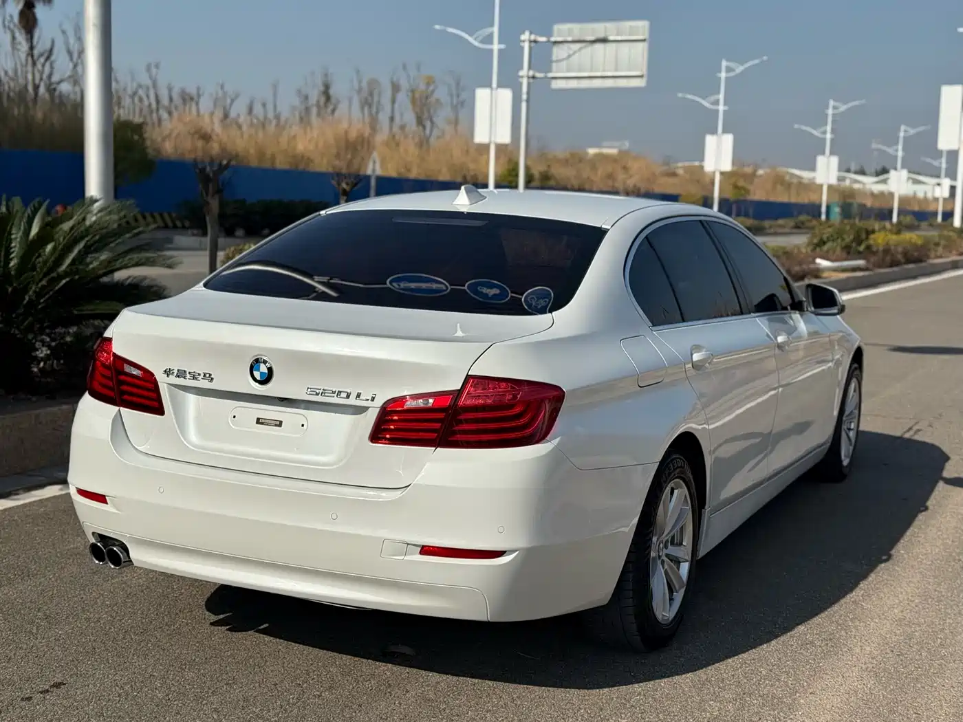 BMW 5 Series 2017 520Li Classic Edition фото 12