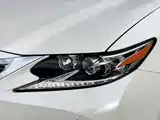 Фото 4 - Lexus ES