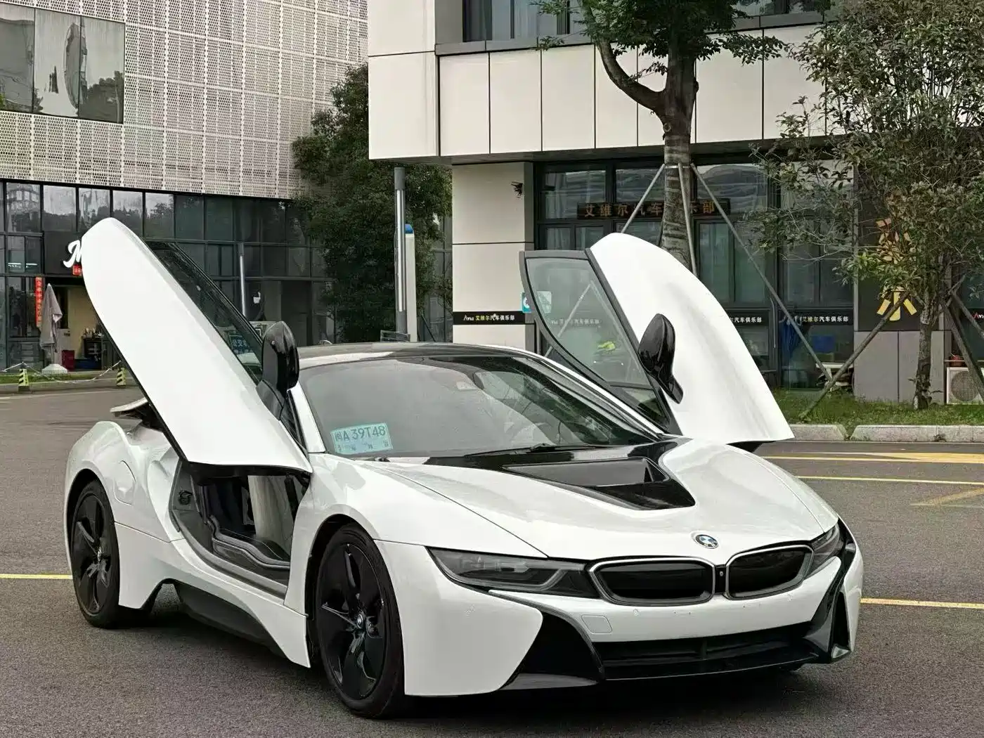BMW i8 2014 Standard фото 3