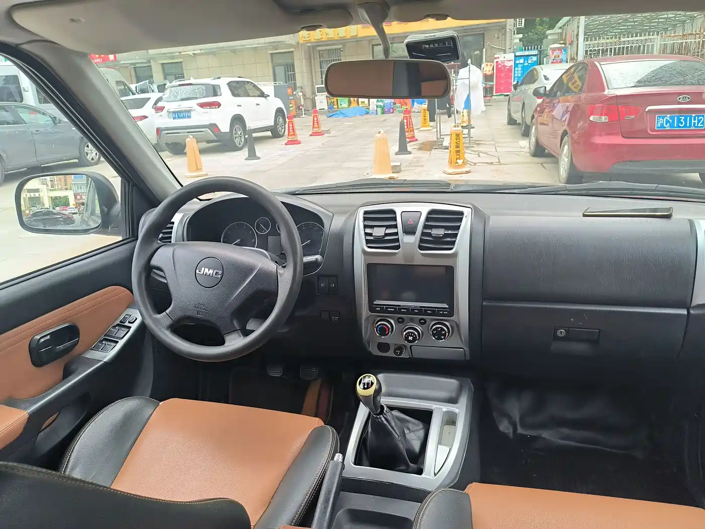 Jiangling Baodian 2018 2018 2.9T New Value 2WD Diesel Luxury Extended Cargo Box JX4D30B5L