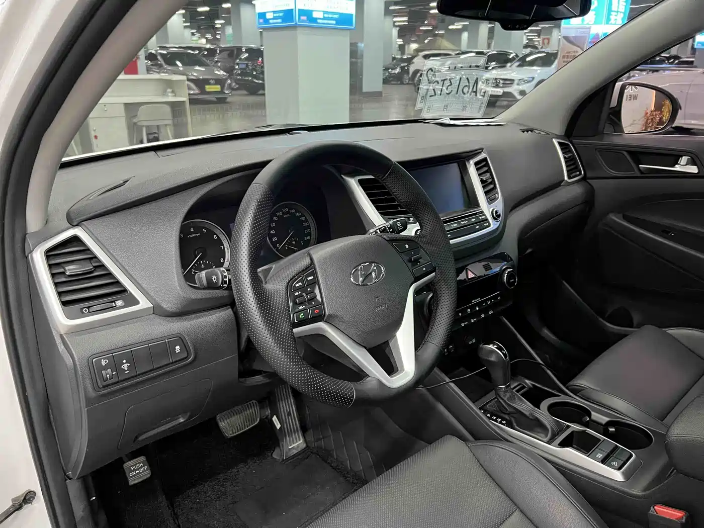 Hyundai Tucson 2015 1.6T Dual Clutch 2WD Smart фото 6