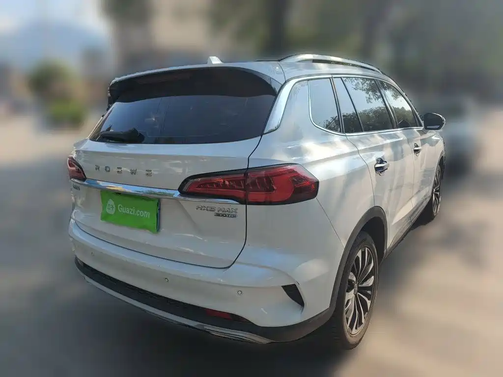 Фото 15 - Roewe RX5 MAX