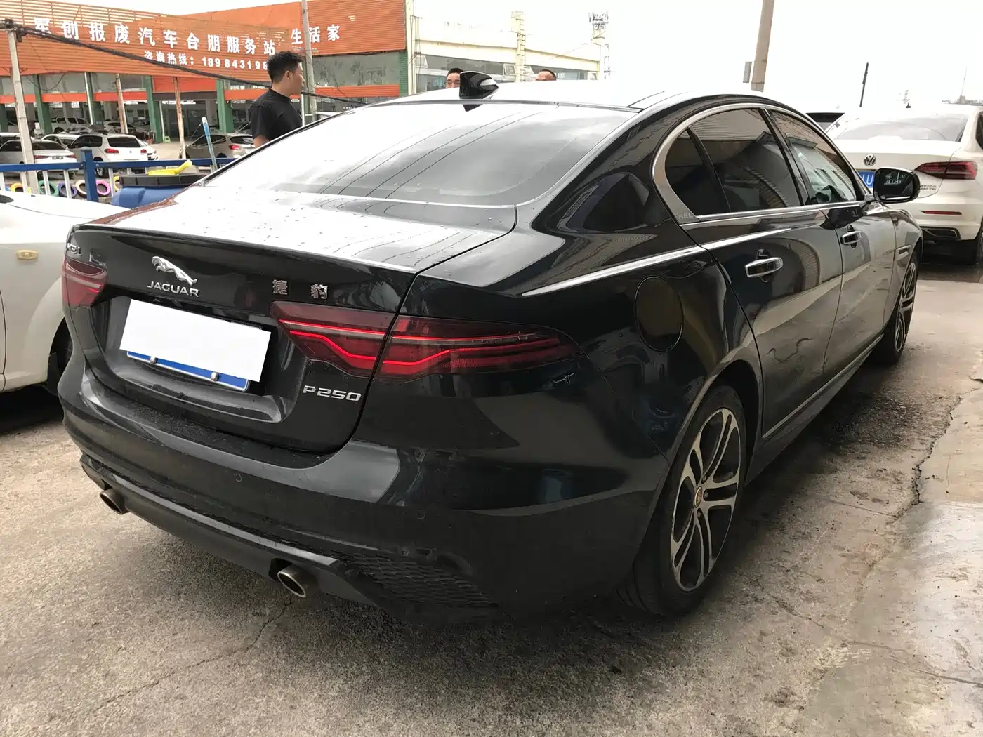 Фото 4 - Jaguar XEL