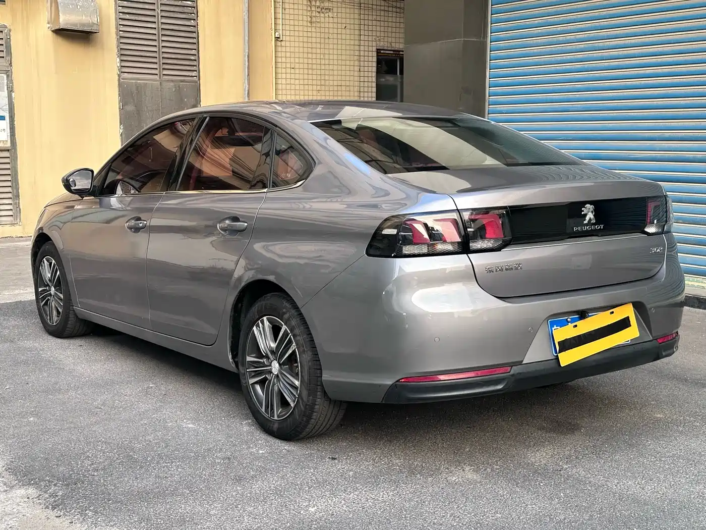 Peugeot 308 2018 1.6L Auto Luxury Edition фото 11