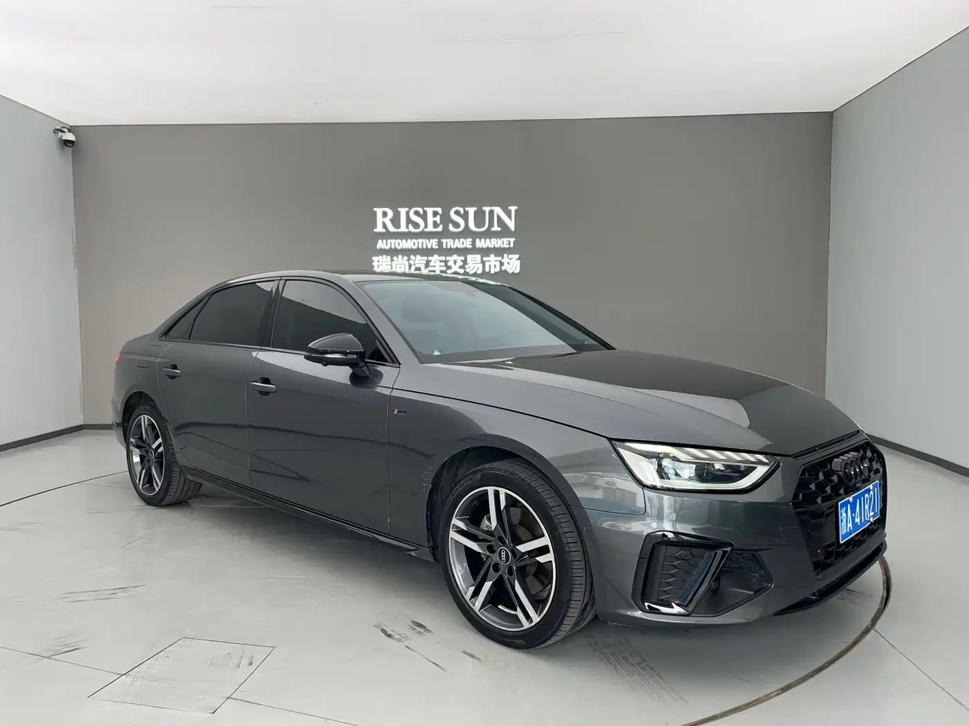 Audi A4L 2022 40 TFSI Luxury Dynamic фото 3