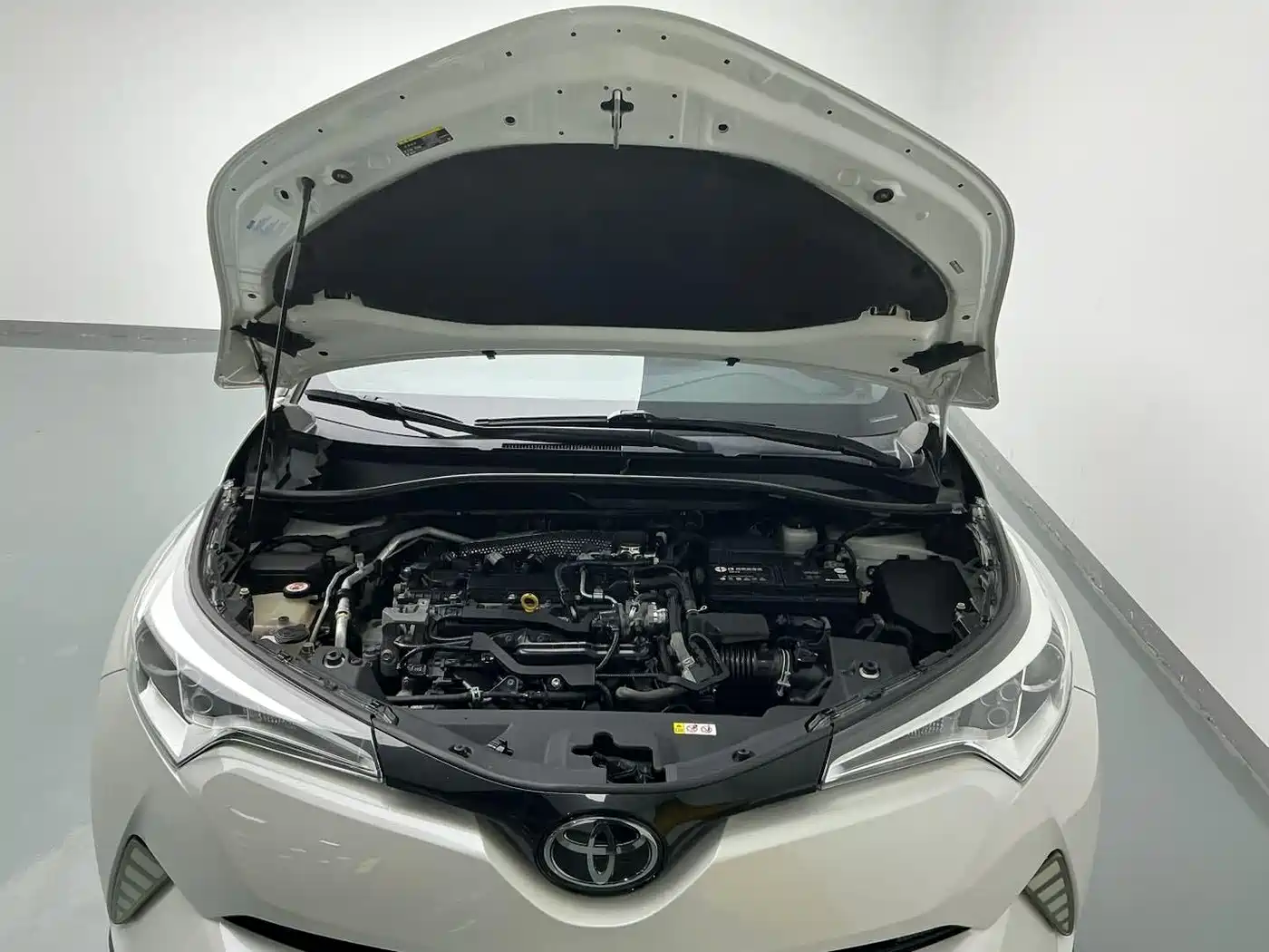 Toyota IZOA 2018 2.0L Speed Edition China VI фото 11