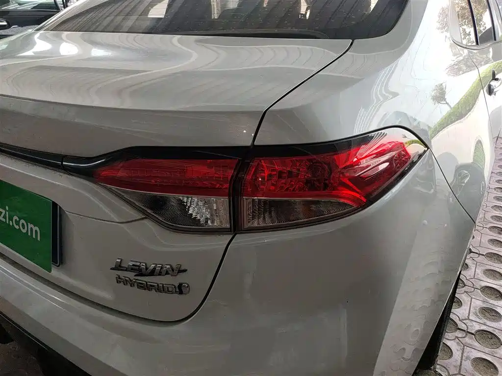 Toyota Levin 2023 Smart Hybrid 1.8L Sport Edition фото 8