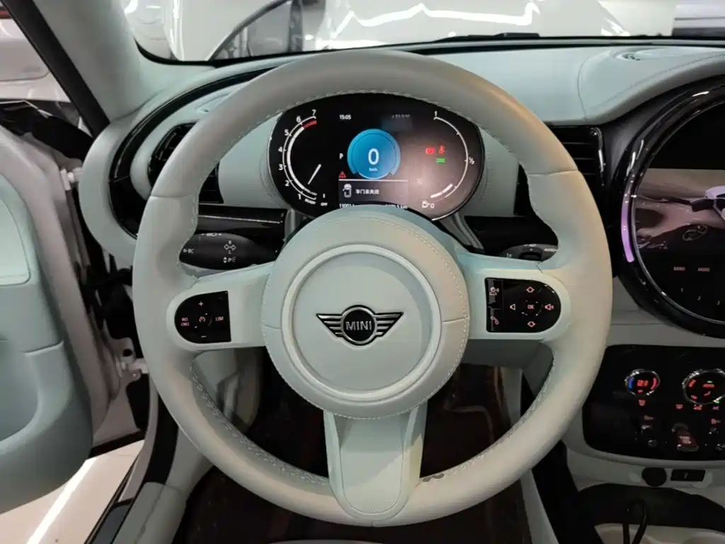 MINI CLUBMAN 2024 2023 Facelift 1.5T COOPER Classic