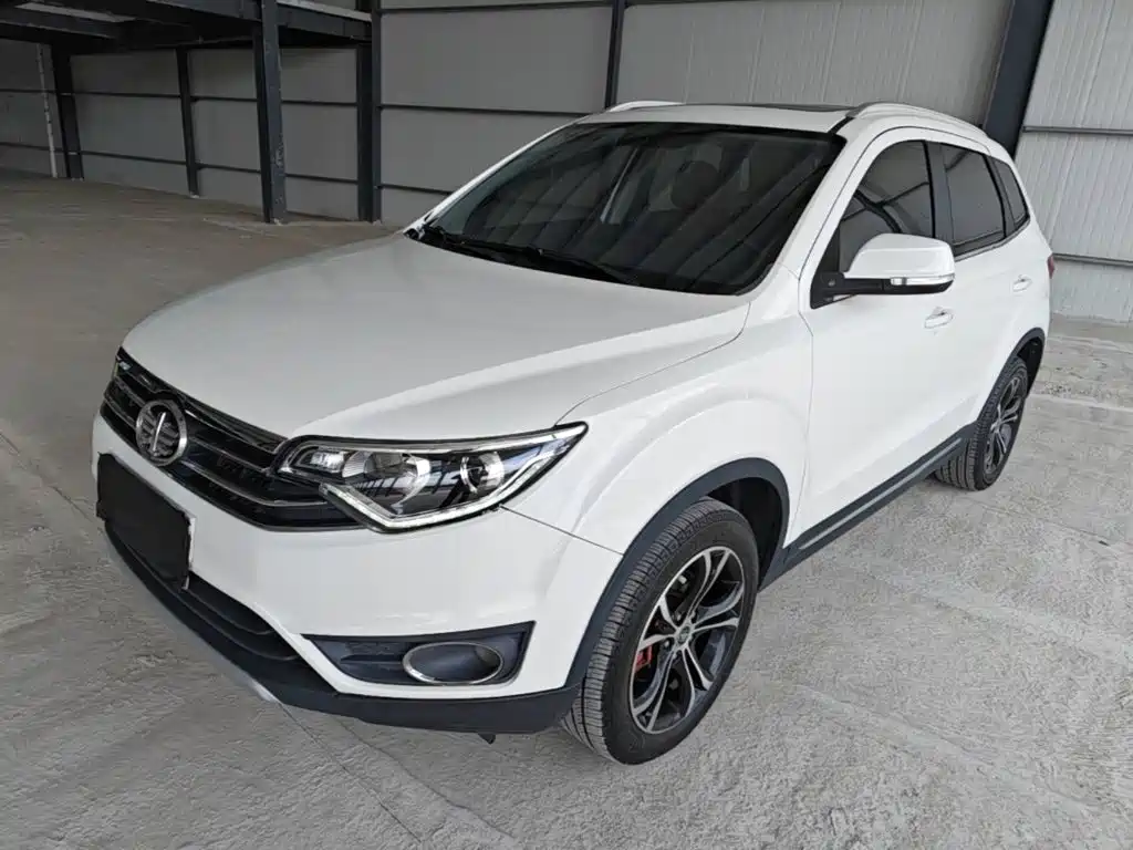 FAW Senya R7 2018 2017 Model 1.6L Automatic Smart