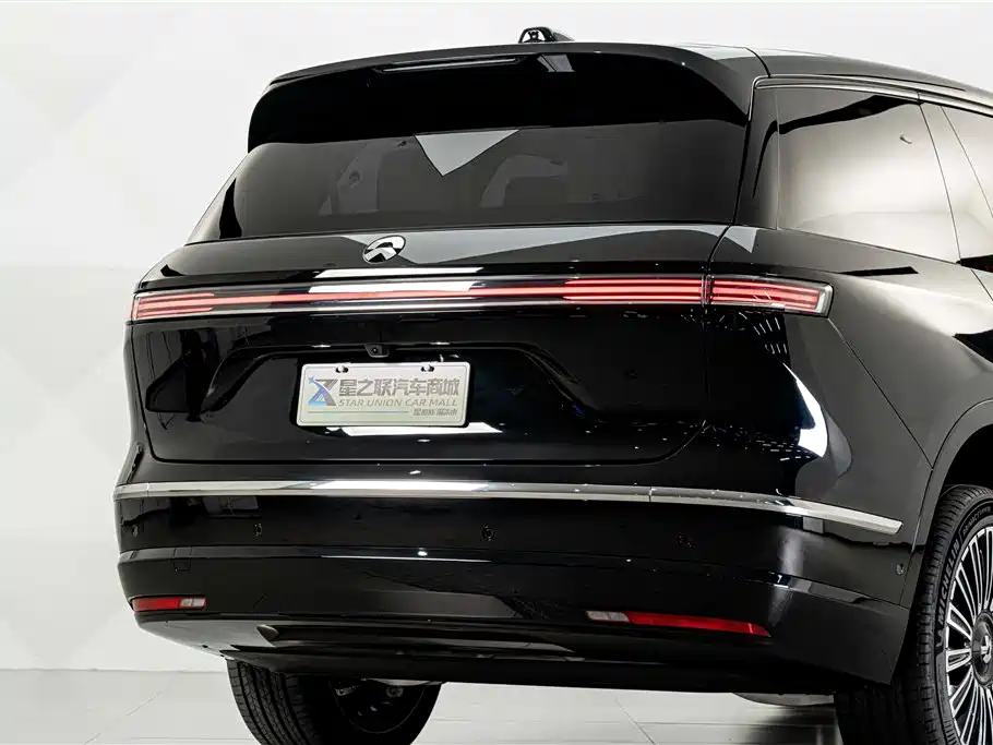 NIO ES8 2026 2025 Model 6-Seat Executive Luxury Edition