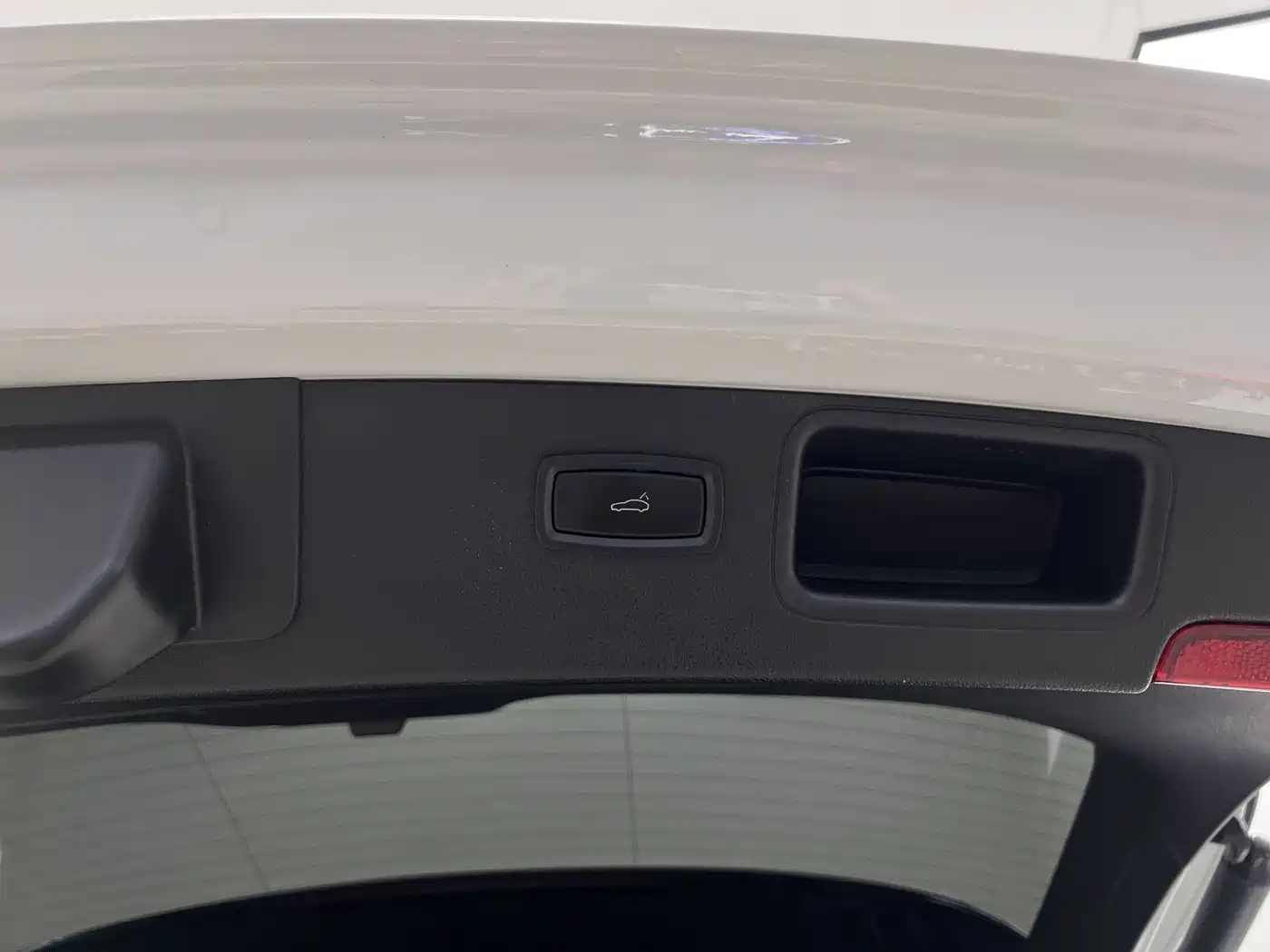 Porsche Macan 2017 Macan 2.0T фото 29