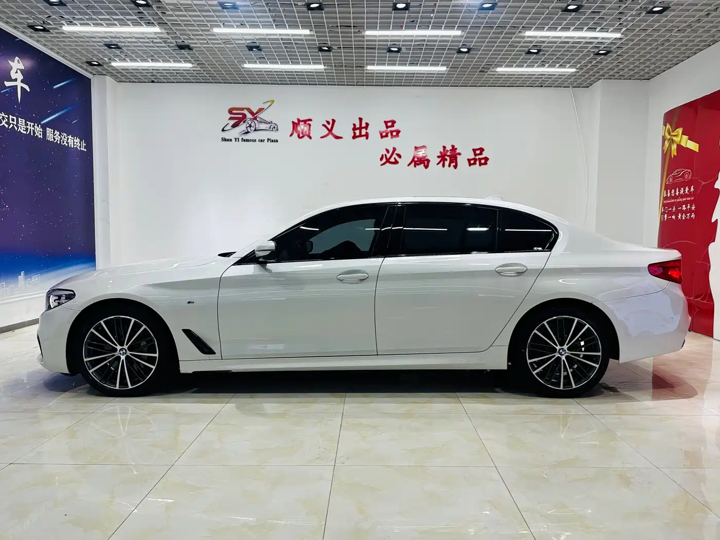 BMW 5 Series 2019 Facelift 530Li Leading M Sport Package фото 2