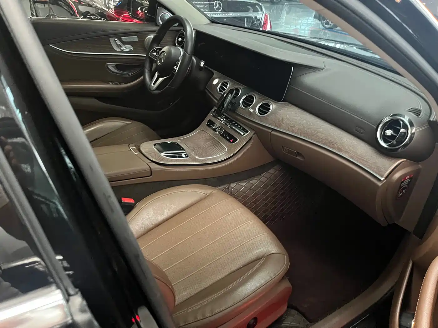 Mercedes-Benz E-Class 2019 Facelift E 300 L Fashion фото 10