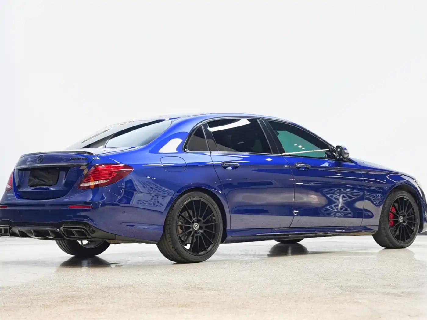 Mercedes-Benz E-Class 2017 E 300 L Sport Luxury фото 11