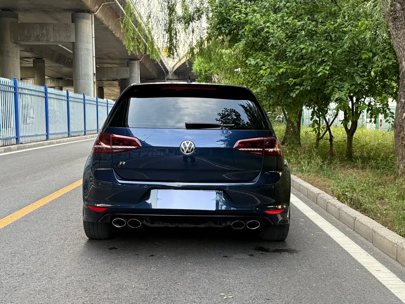 Volkswagen Golf (Import) 2015 2.0TSI R фото 6