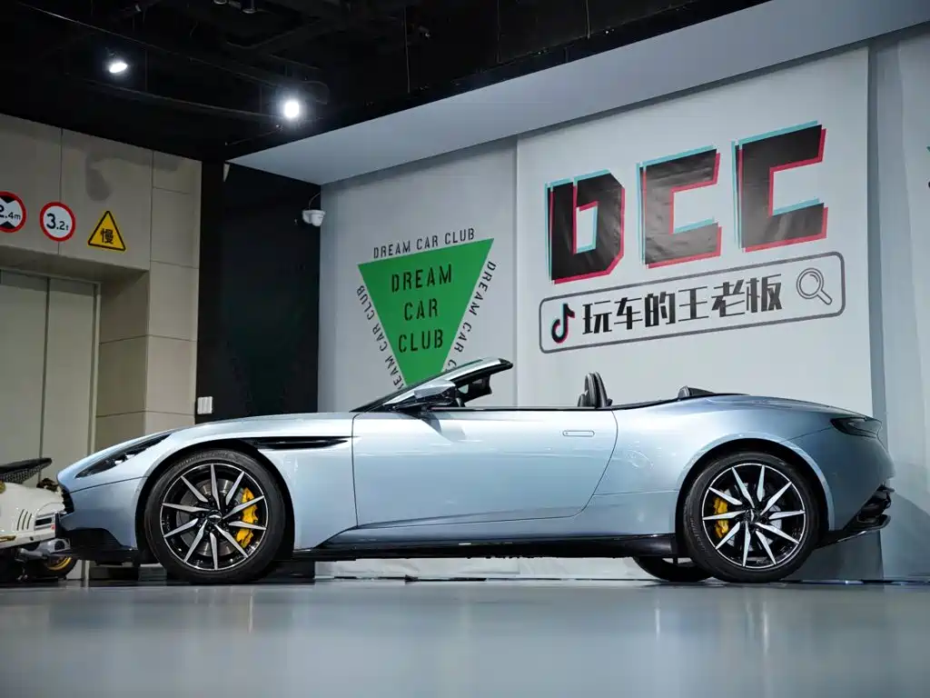 Aston Martin DB11 2021 2020 4.0T V8 Volante