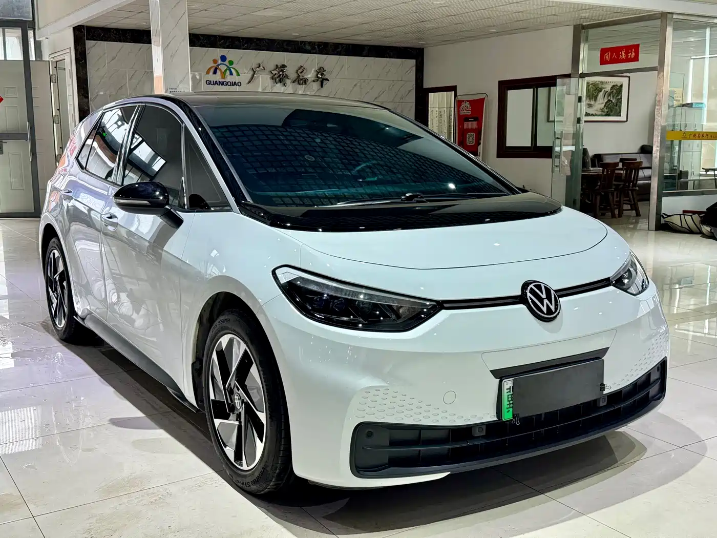 Volkswagen ID.3 2024 Outstanding Edition фото 3