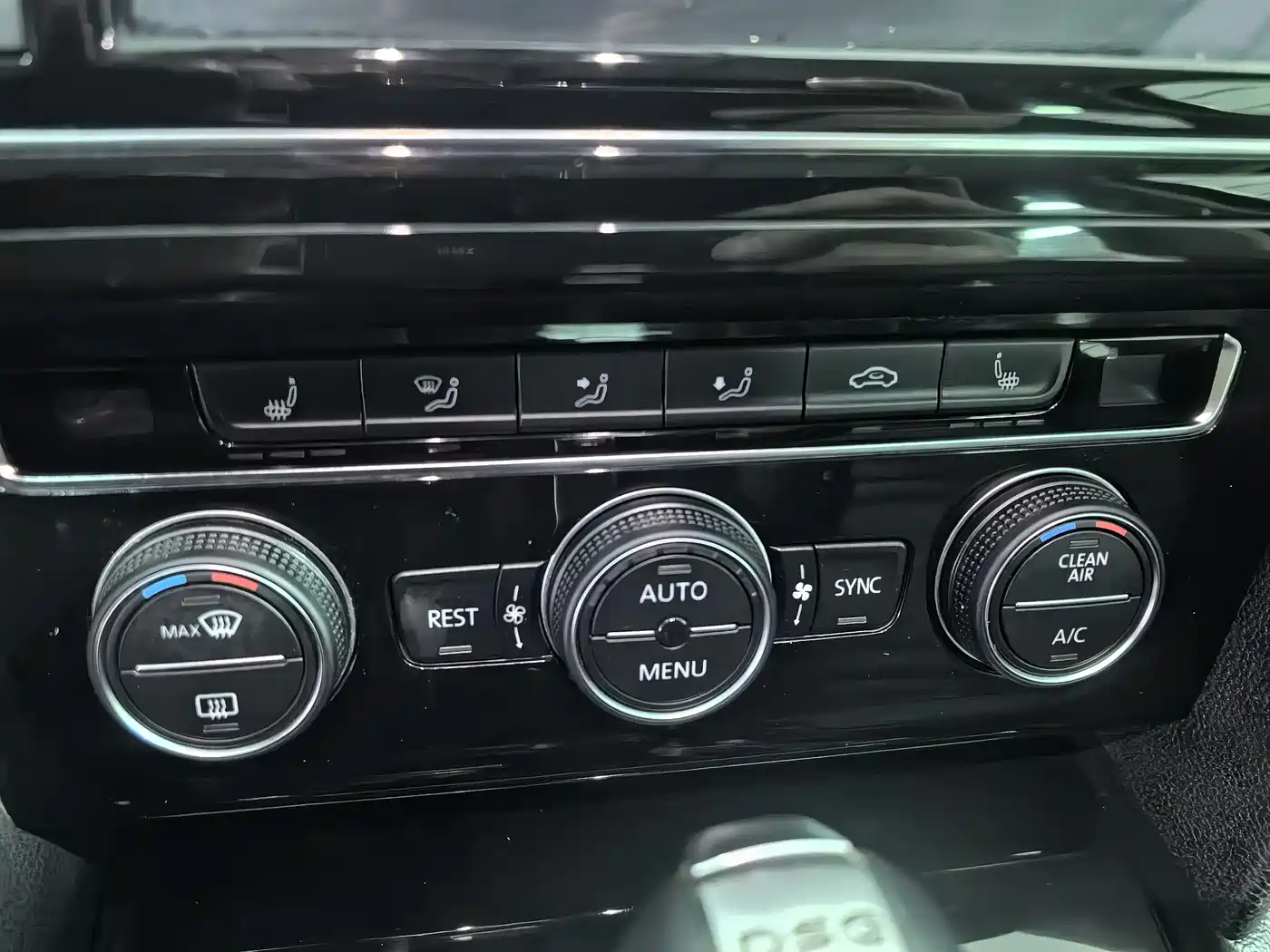Volkswagen Magotan 2019 330TSI DSG Luxury Class China VI фото 10