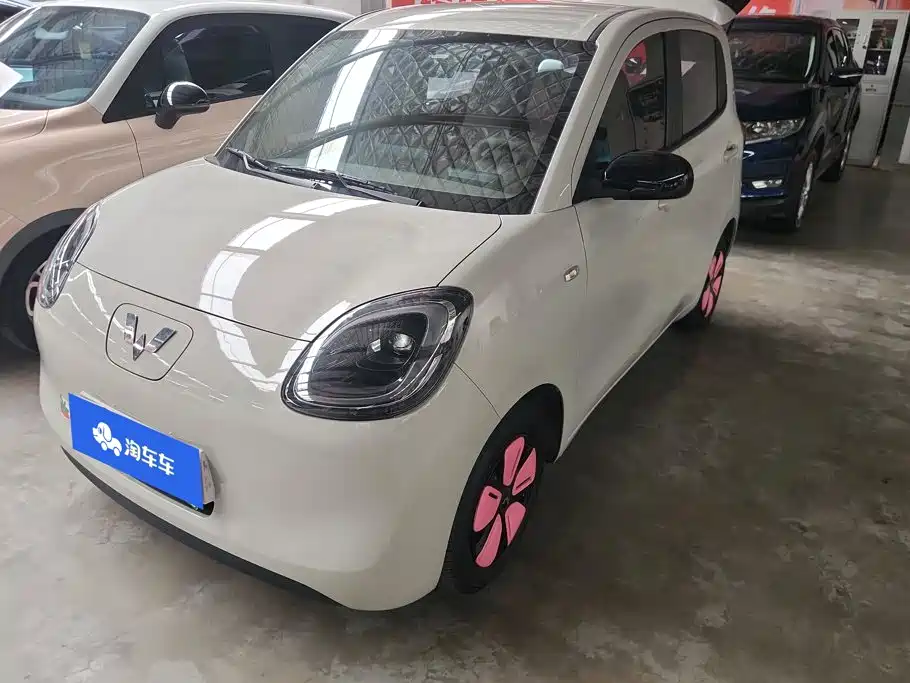  Wuling Motors Hongguang MINIEV 2025 4-Door Premium Edition
