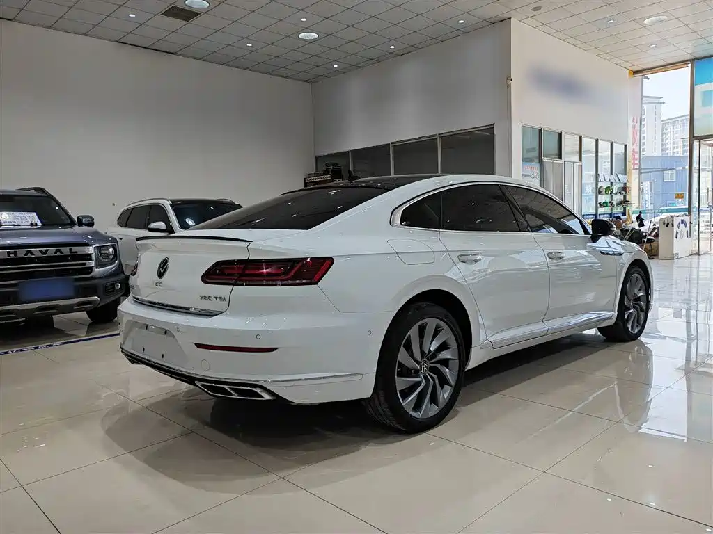 Volkswagen FAW-Volkswagen CC 2021 380TSI Eye-catching Edition фото 12