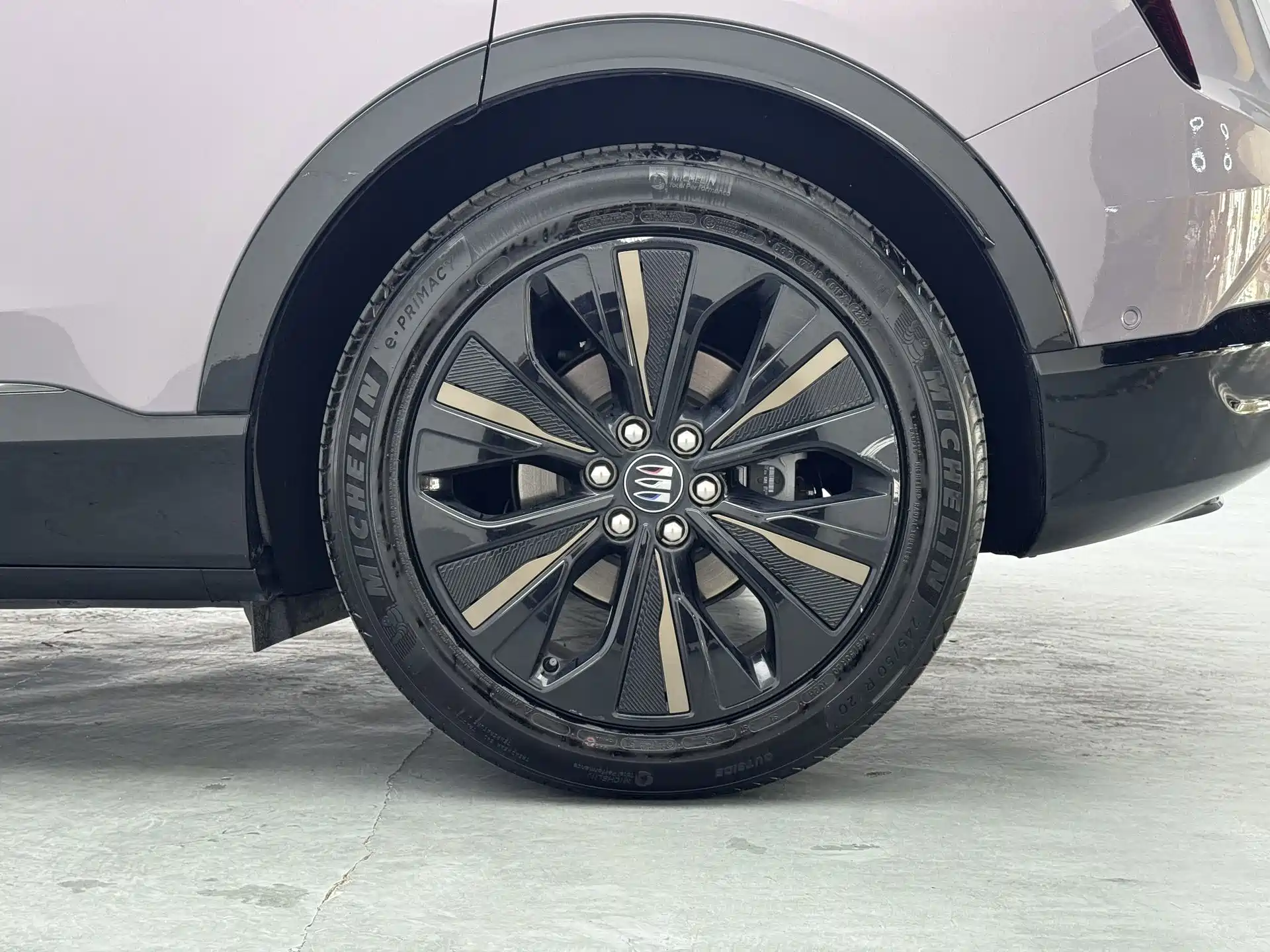 Фото 9 - Buick E4