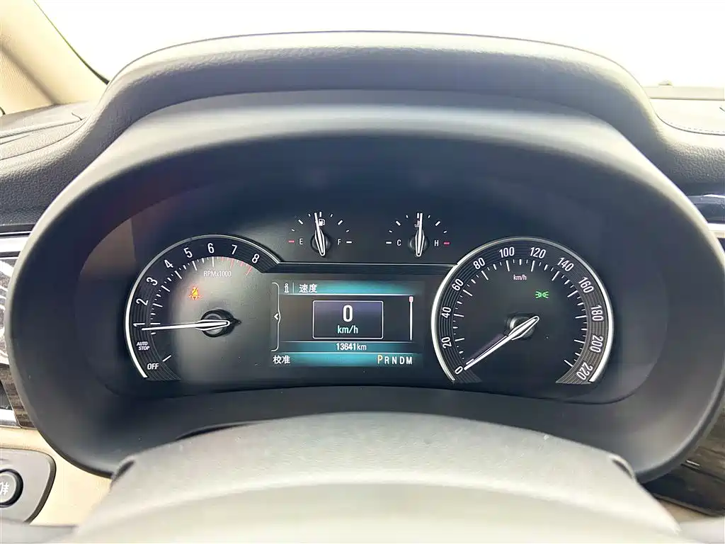 Buick GL8 2017 ES 28T Flagship China V фото 8