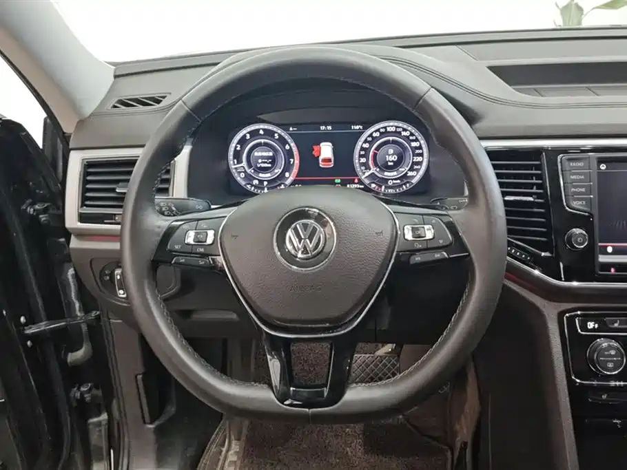Volkswagen Teramont 2017 330TSI 2WD Flagship Edition фото 15