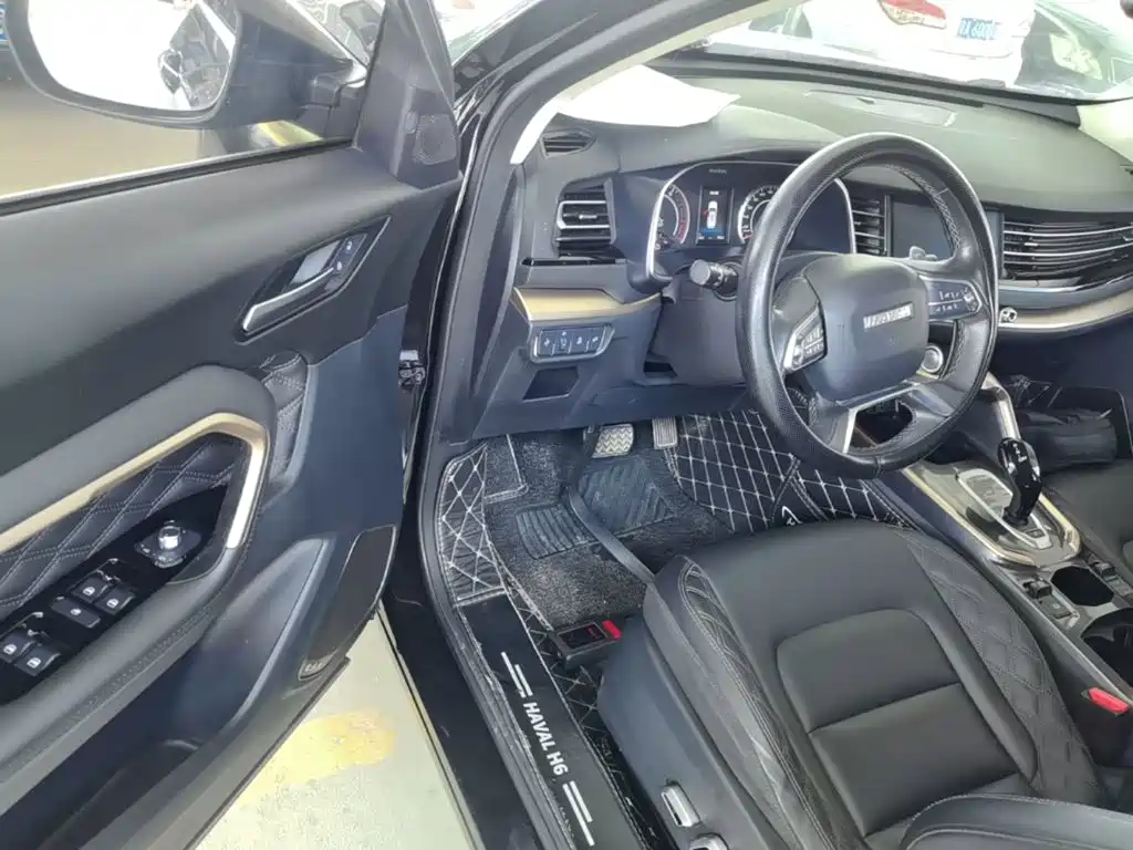 Photo 16 - Haval H6