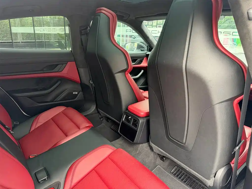 Porsche Taycan 2019 Taycan 4S фото 8