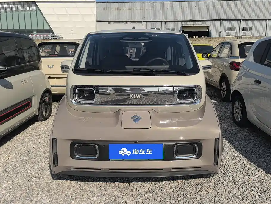 BAOJUN KIWI EV