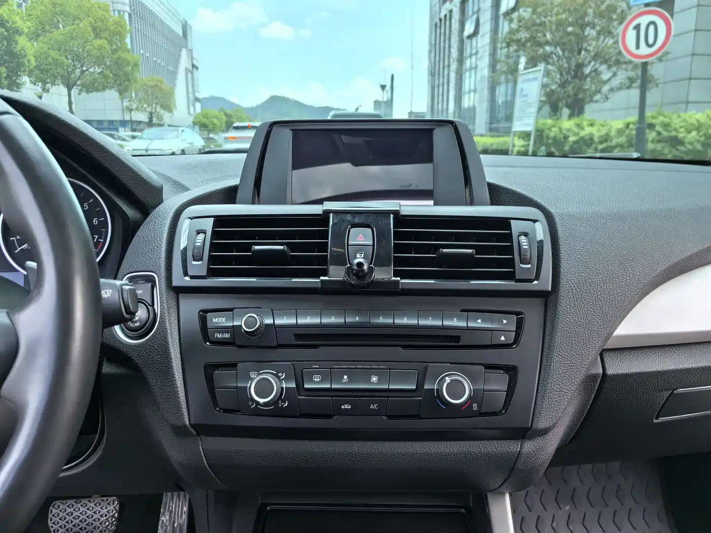 BMW 1 Series (Import) 2013 Facelift 116i Leading Model фото 15