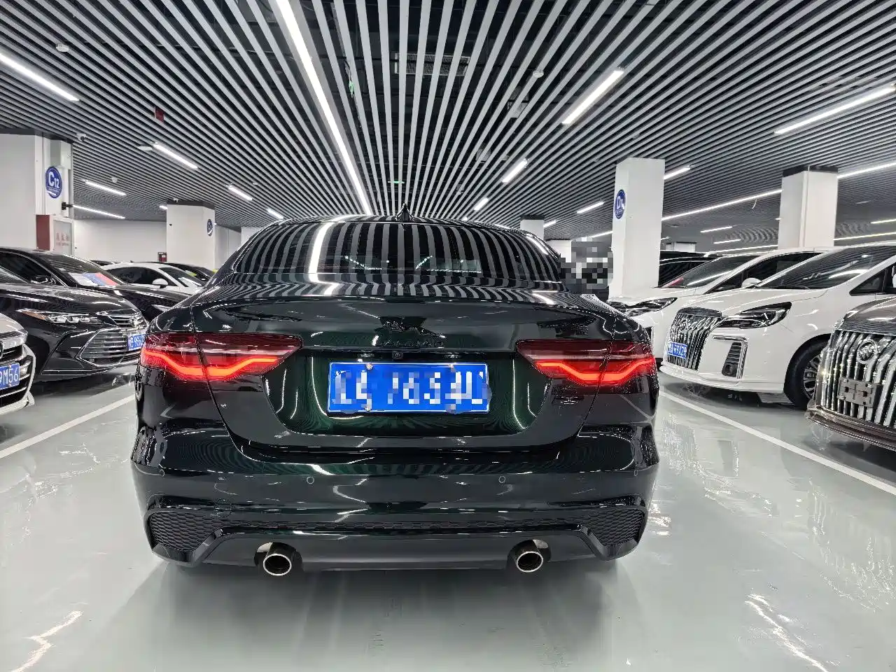 Jaguar XEL 2024 Model 2.0T 250PS R-DYNAMIC S Progressive Sport Edition фото 15