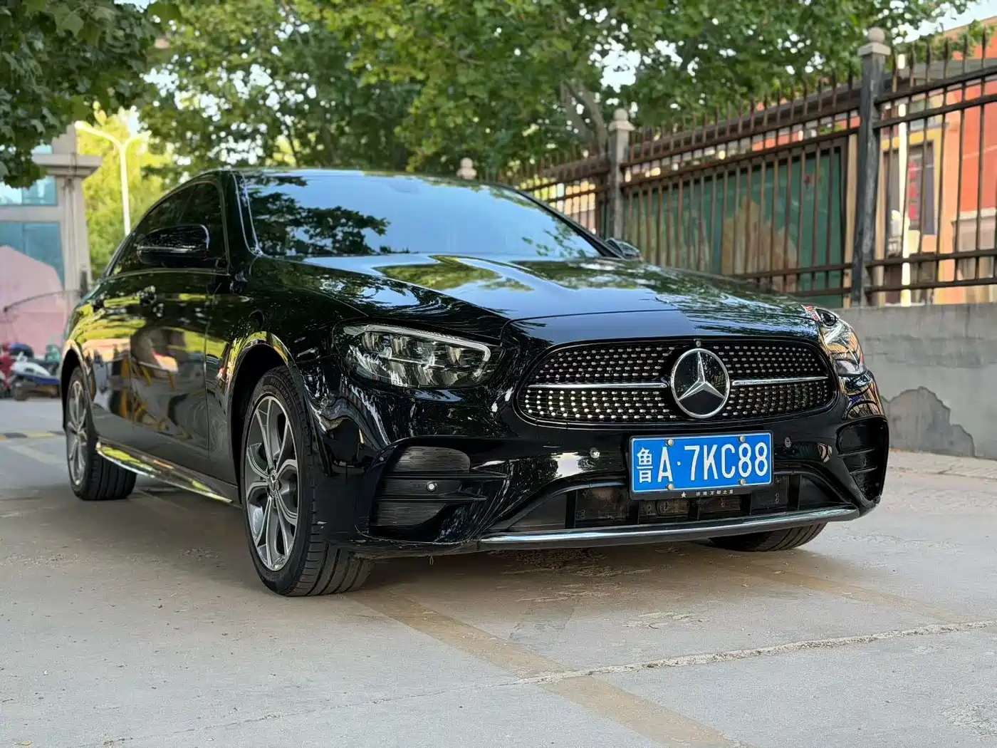 Mercedes-Benz E-Class 2021 E 300 L Sport Fashion фото 3