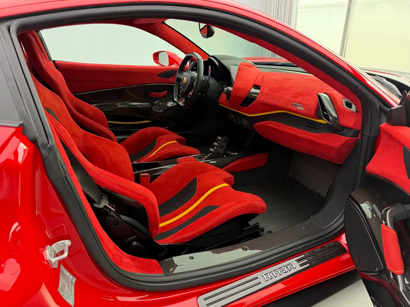 Ferrari 488 2019 2018 488 Pista