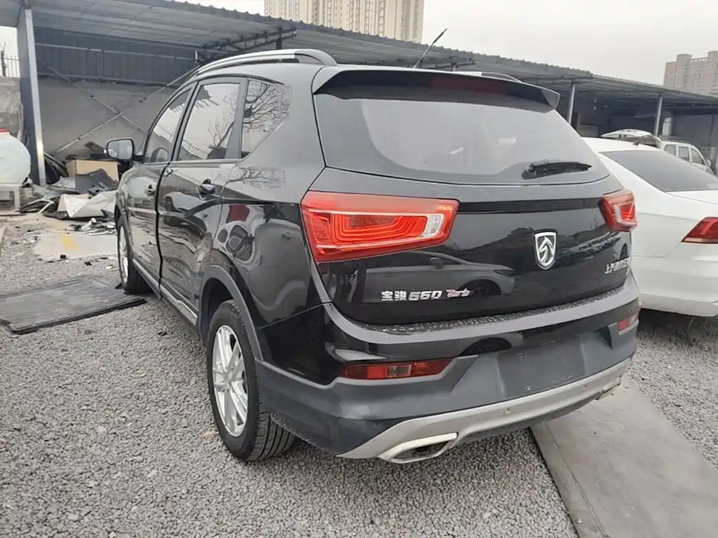 Фото 23 - Baojun 560