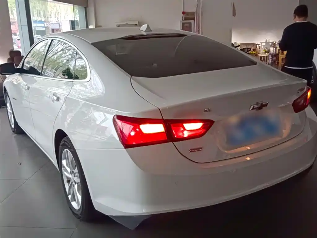Chevrolet Malibu XL 2017 1.5T Auto Sport Edition фото 5