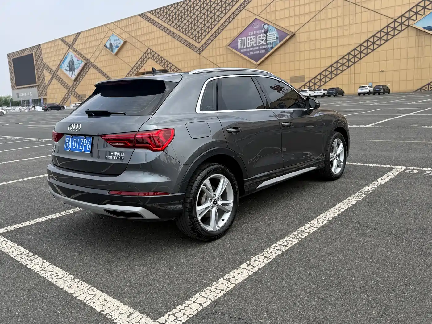 Audi Q3 2022 35 TFSI Fashion Elegance фото 4