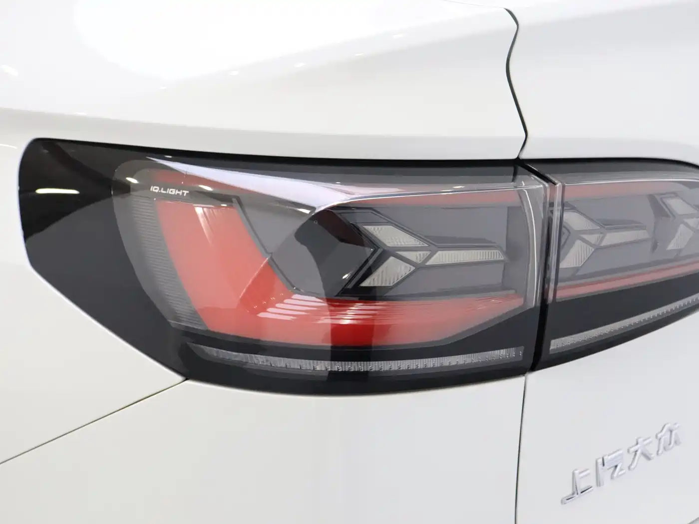 Volkswagen Tiguan X 2023 Facelift 330TSI FWD Flagship фото 10