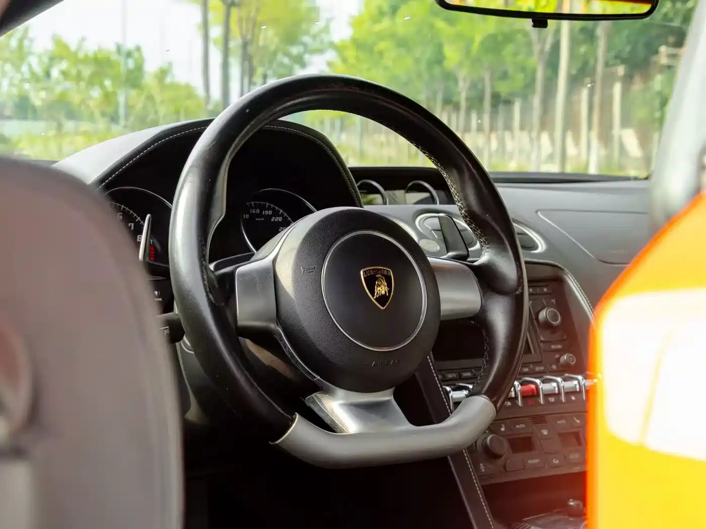 Photo 9 - Lamborghini Gallardo