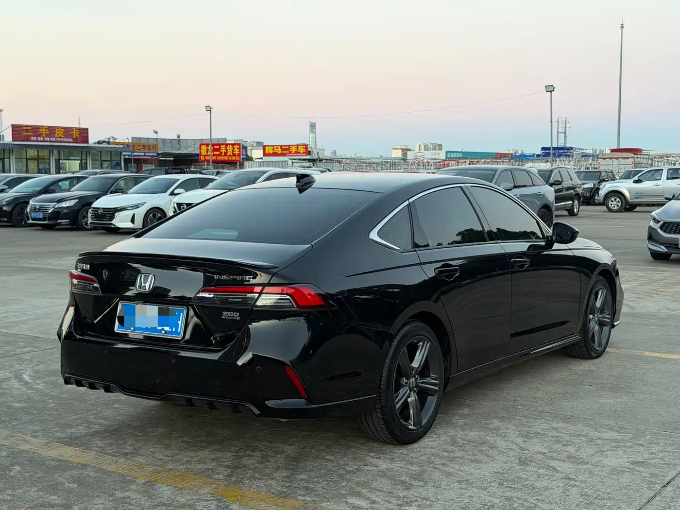 Фото 7 - Honda Inspire