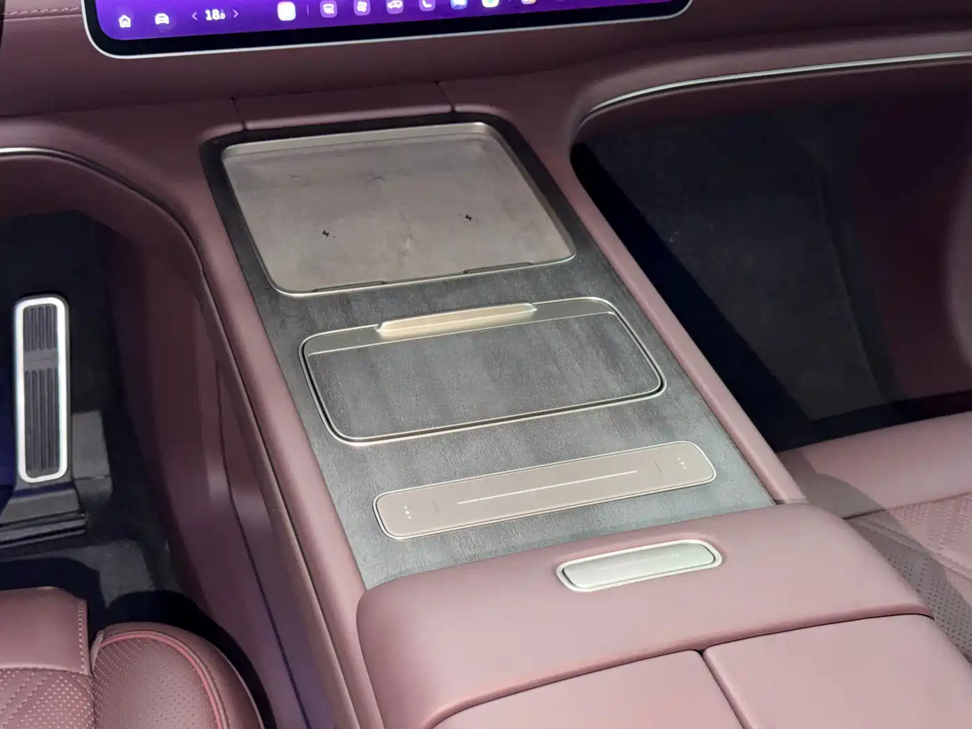 NIO ES8 2025 2025 Base Model 7-Seater