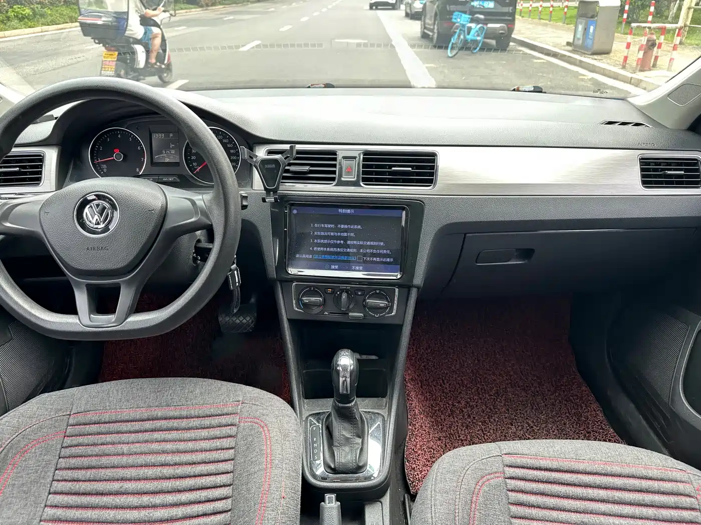 Volkswagen Santana 2015 Gran Santana 1.6L Automatic Comfort фото 10