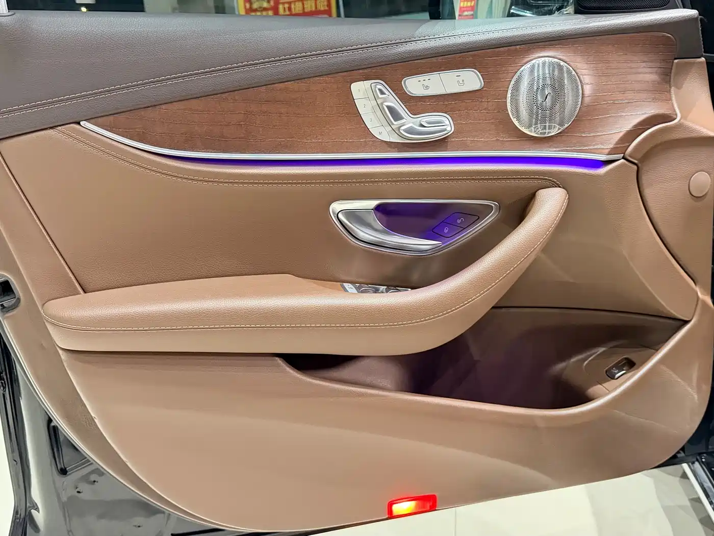 Mercedes-Benz E-Class 2021 E 300 L Luxury фото 11