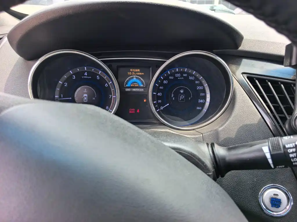 Hyundai Sonata 2014 2013 2.0L Automatic Luxury Edition