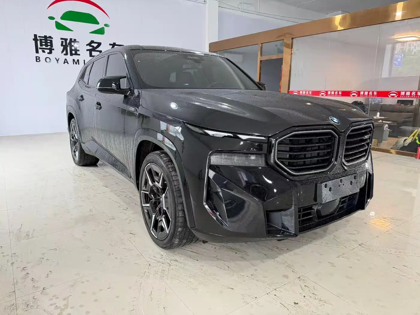 BMW XM 2023 50e фото 2