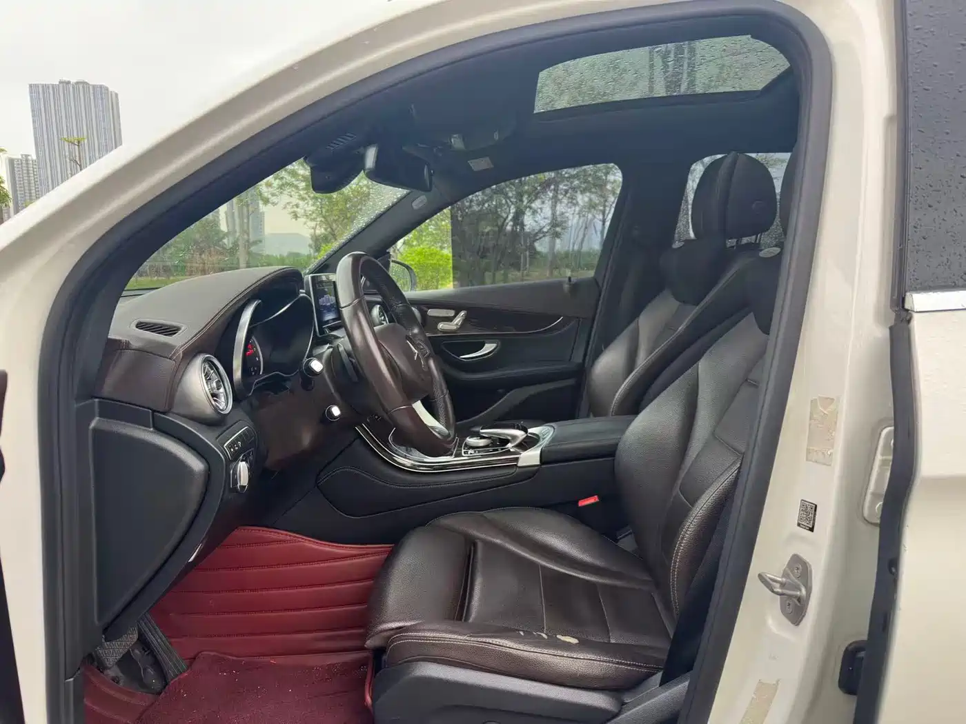 Mercedes-Benz GLC 2017 GLC 260 4MATIC Luxury фото 5