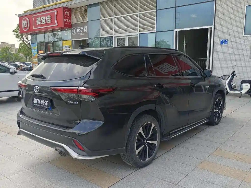 Toyota Crown Kluger 2024 2023 2.5L HEV AWD Premium Edition