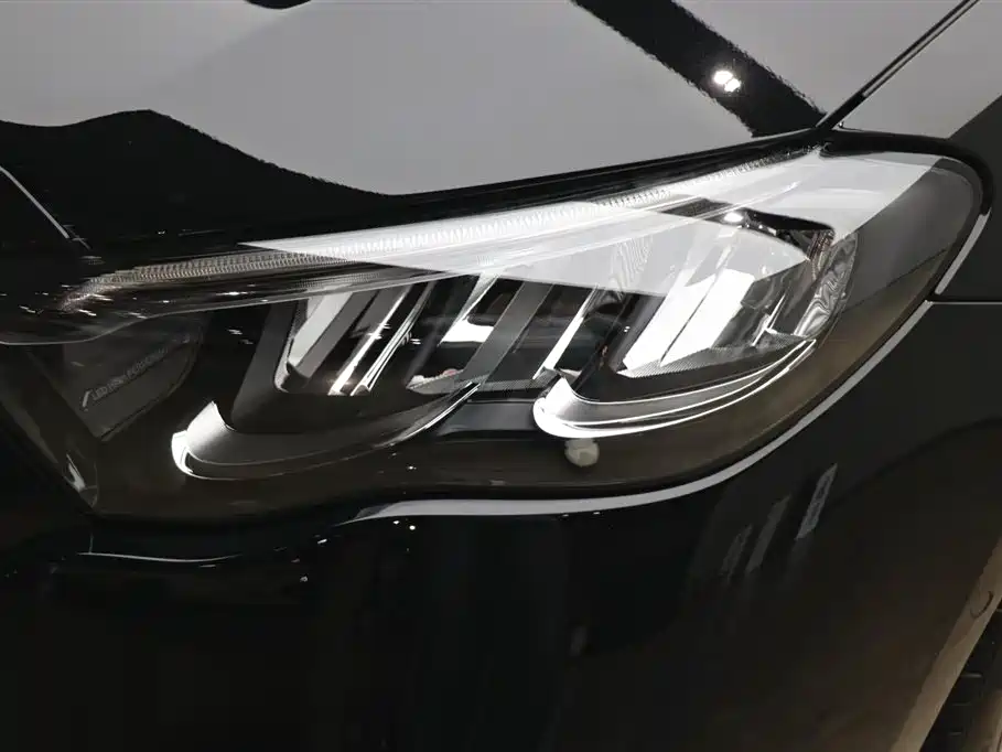 Mercedes-Benz E-Class 2026 E 300 L Luxury фото 30